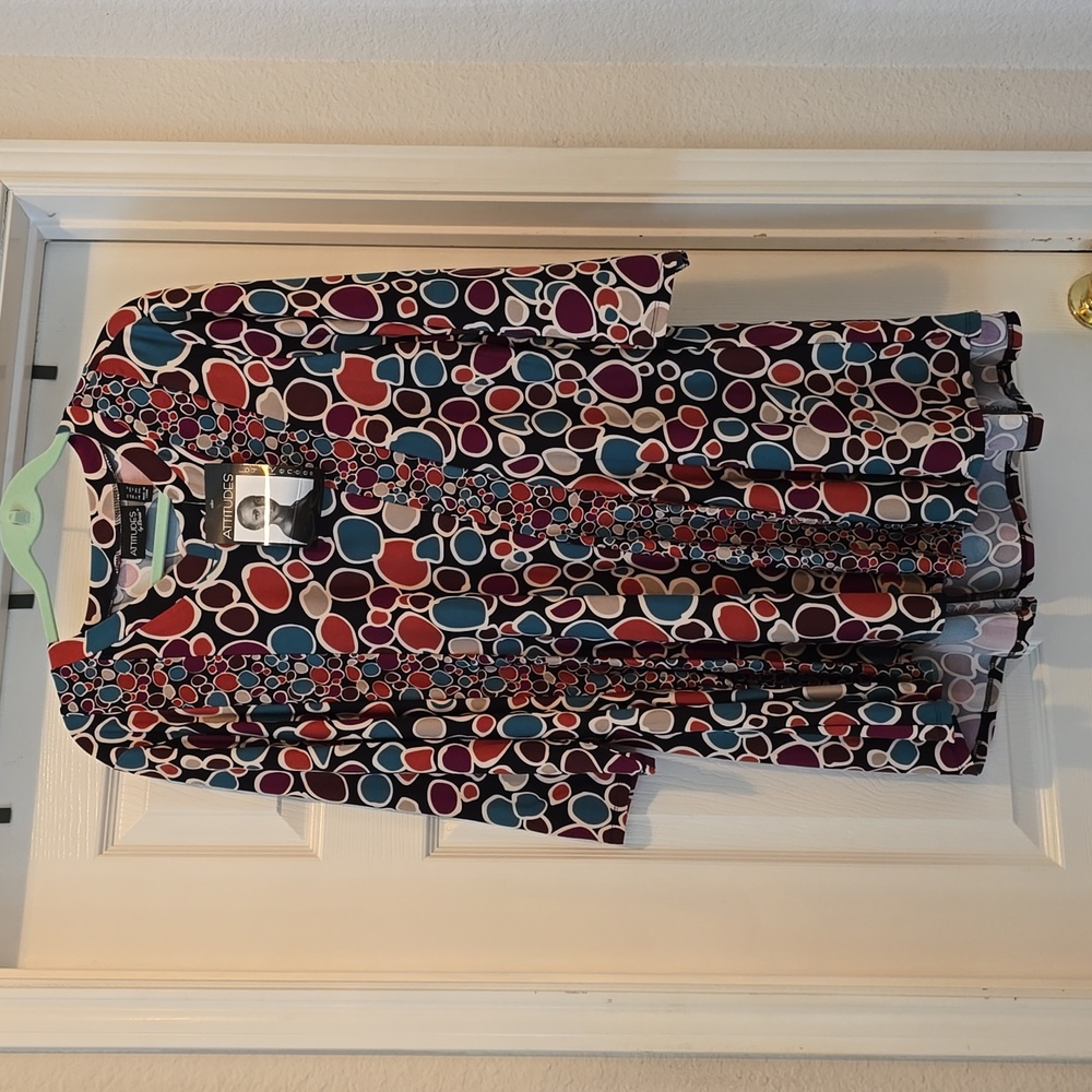 Women's Brand New Attitudes by Renee Abstract Tunic. Size 1X